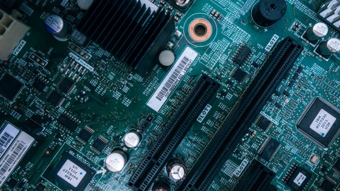 circuit-board-circuits-components-825258